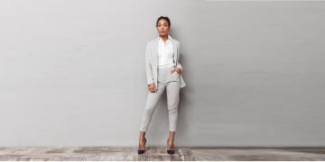 LE TAILLEUR FEMININ