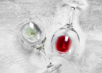 Enlever une tâche de vin rouge