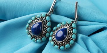 BEAUTÉ : les Boucles d’Oreilles, l’accessoire féminin par excellence