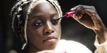 Maîtrisez l'art du mascara conseils pour des cils parfaits