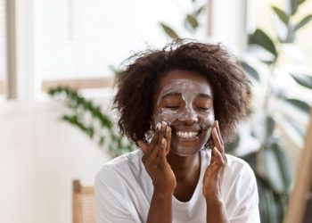 5 recettes de masques maison pour une peau éclatante 