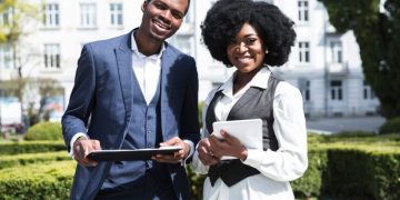 Les couples entrepreneurs : amour et business, duo gagnant ou bombe à retardement ?