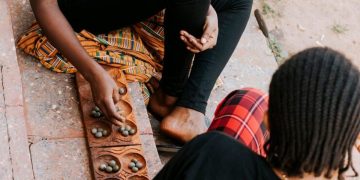 Utiliser les jeux traditionnels pour développer la mémoire