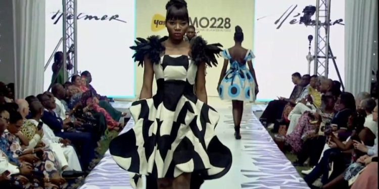 A Lomé, la 13ᵉ édition du Yas Fimo 228 consacre l’élan d’une mode africaine en pleine renaissance
