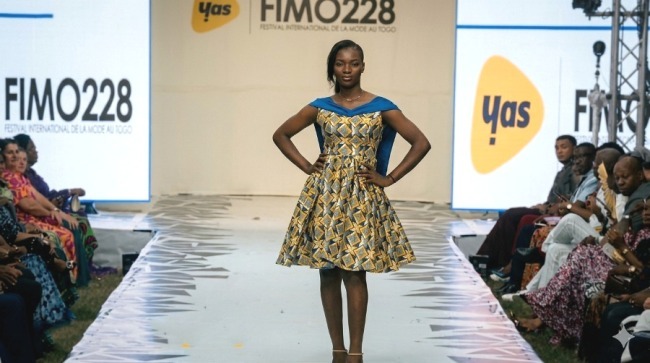 A Lomé, la 13ᵉ édition du Yas Fimo 228 consacre l’élan d’une mode africaine en pleine renaissance