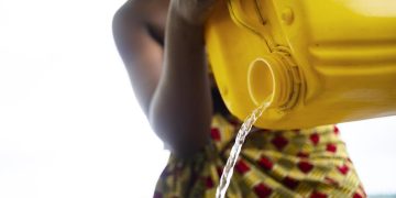 Offrir de l'eau à boire… Un geste riche de symboles